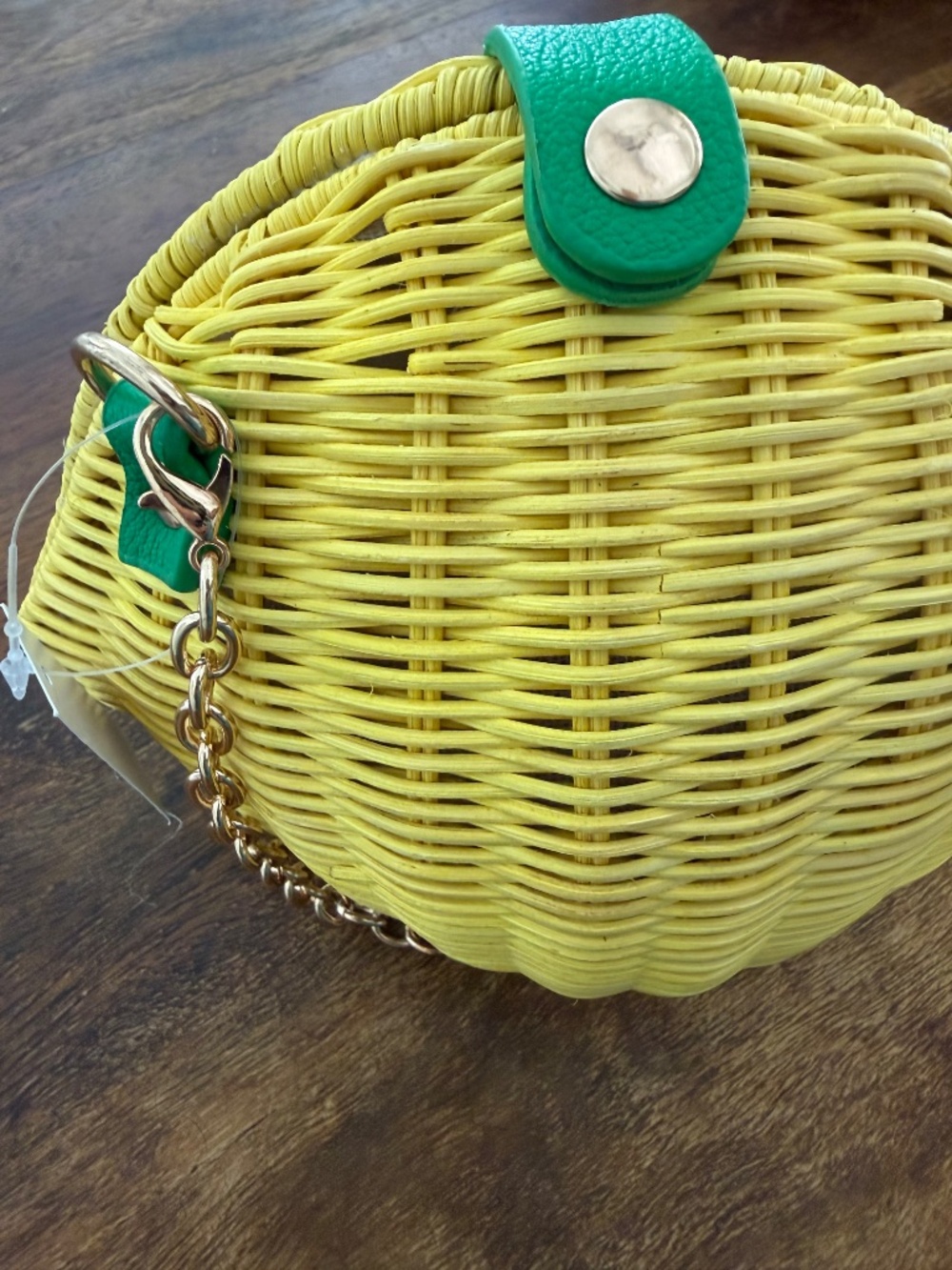Lemon Shaped Wicker Crossbody Bag - Picture 4 of 4
